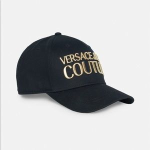 Versace Jean Couture baseball cap✨